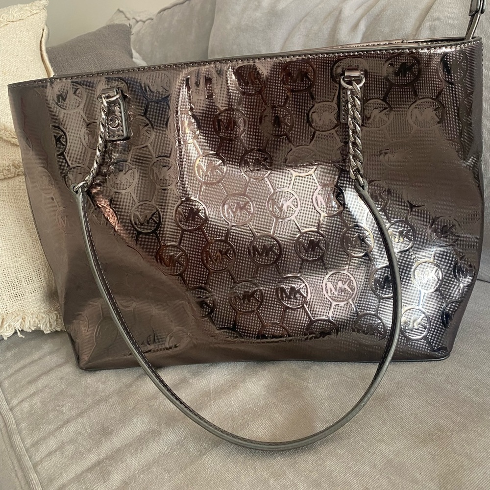 Michael Kors Jet Set Tote Metallic